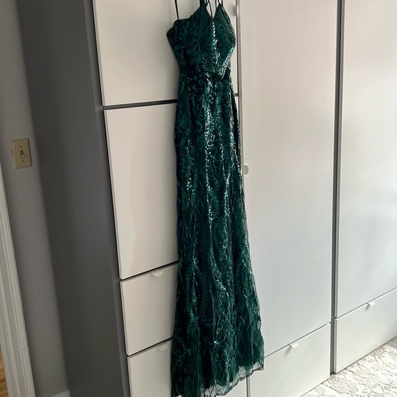 🔥🔥🔥 NWT prom long dress - Picture 2 of 4